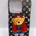 Чохол Brand Mix Clear (N) iPhone 15 Pro (with MagSafe) (street bear (black)) NP00639 Чехол