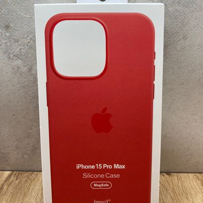 Silicone Case with Animation & MagSafe iPhone 15 Pro Max (1:1 original), Guava Чехол